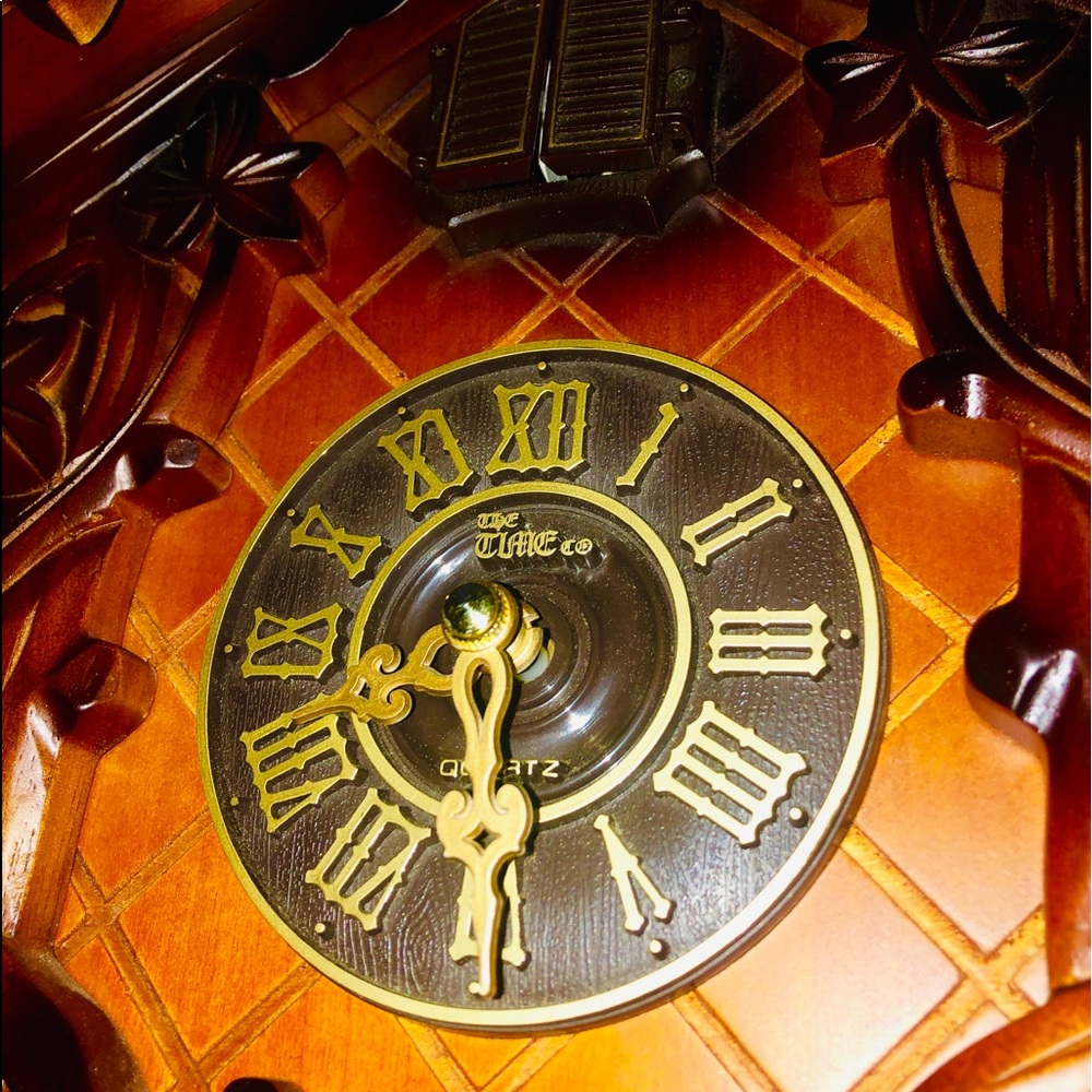Cuckooo Clock - Picture 2 of 4